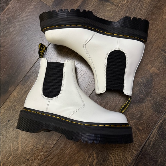 Dr Martens White Chelsea Ankle Boots with Textured Fabric and Thick Rubber Sole - Picture 2 of 4